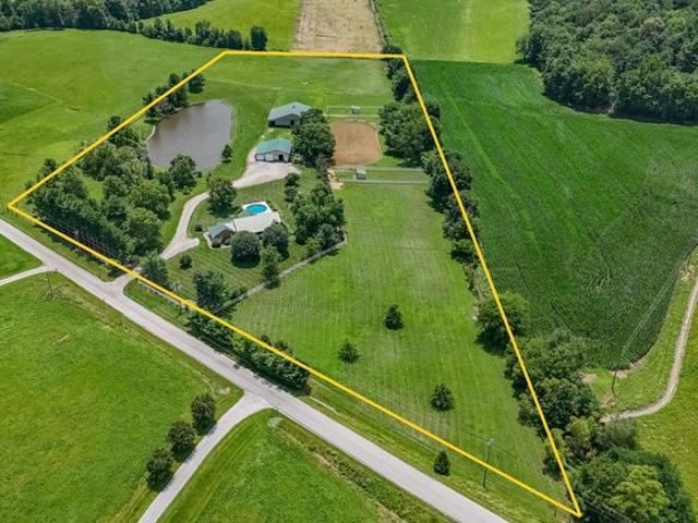 House for sale in Dubois, Indiana