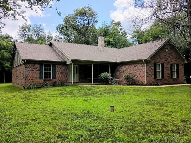 House for sale in Demotte, Indiana