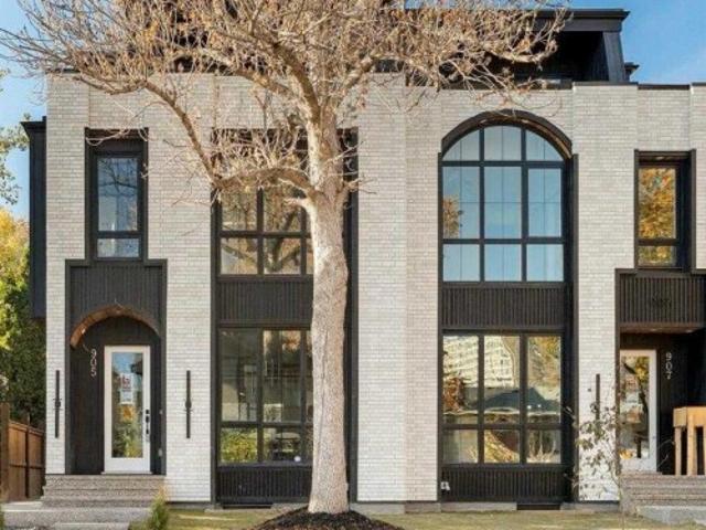 House for sale in Parkdale, Calgary