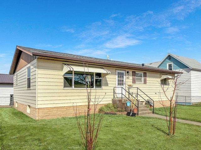 House for sale in Sidney, Montana