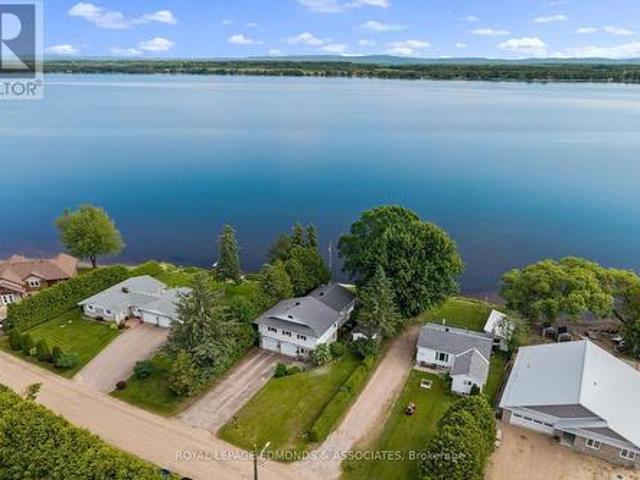 House for sale in Pembroke, Ontario