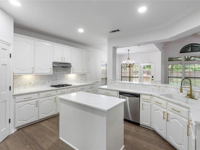House for sale in Kennedale, Texas