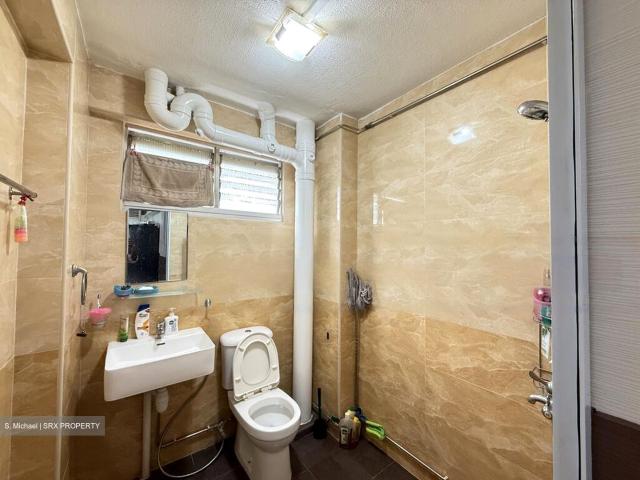 Detached House for sale in 05 South West