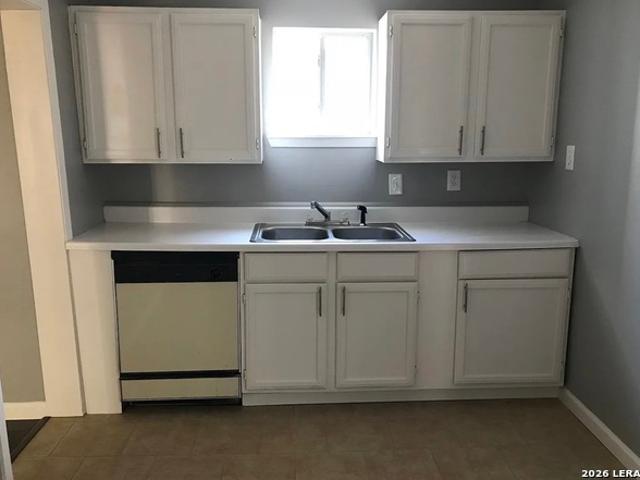 House for sale in Pleasanton, Texas