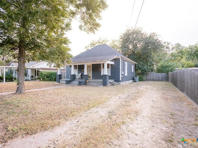House for sale in Victoria, Victoria County