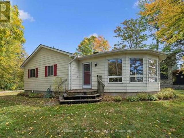 House for sale in Centre Wellington, Southwestern Ontario