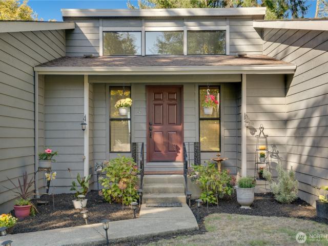 House for sale in Steilacoom, Pierce County