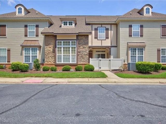 Condo for sale in Virginia