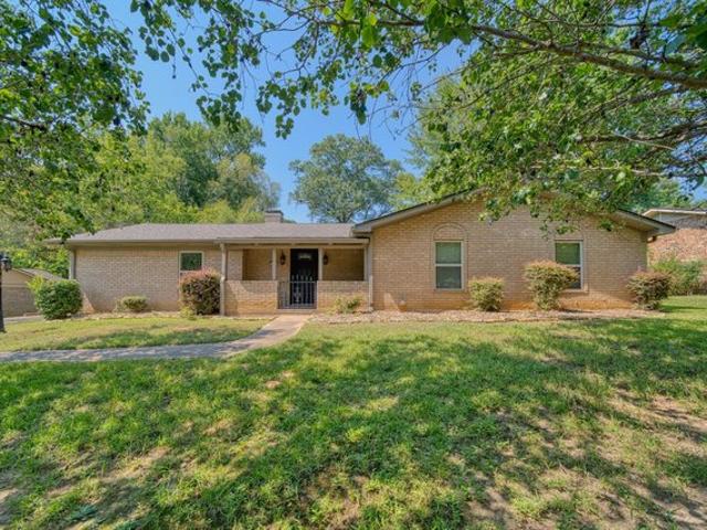 House for sale in Longview, Texas