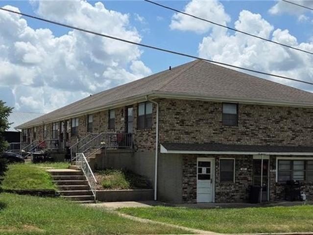 House for sale in Higginsville, Missouri