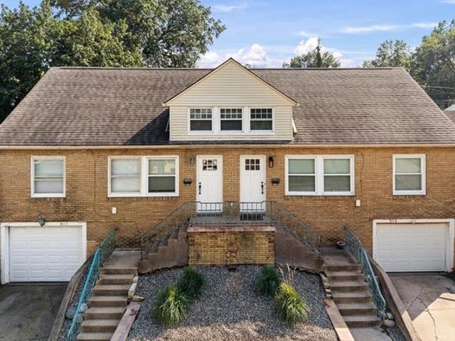 House for sale in Davenport, Iowa