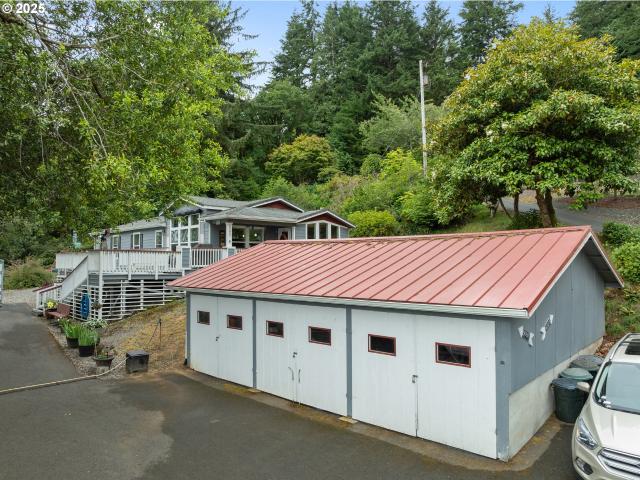 House for sale in Coquille