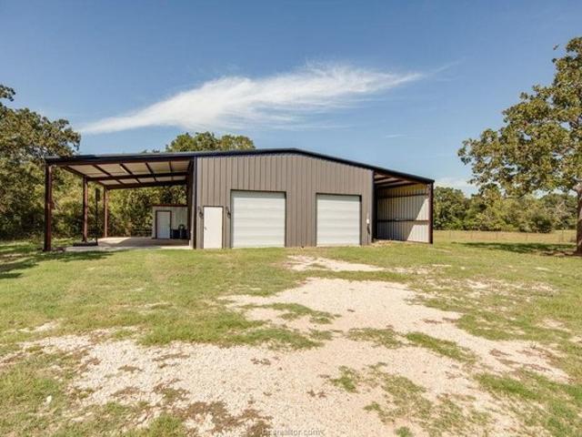 House for sale in Iola, Grimes County