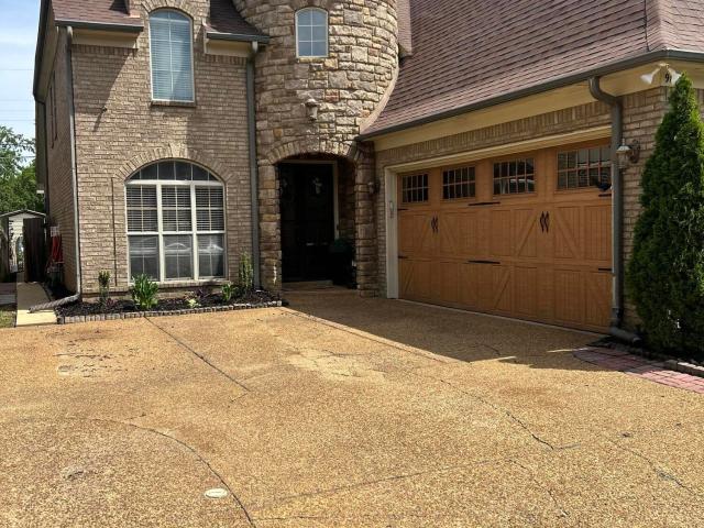 House for sale in Nesbit, Mississippi