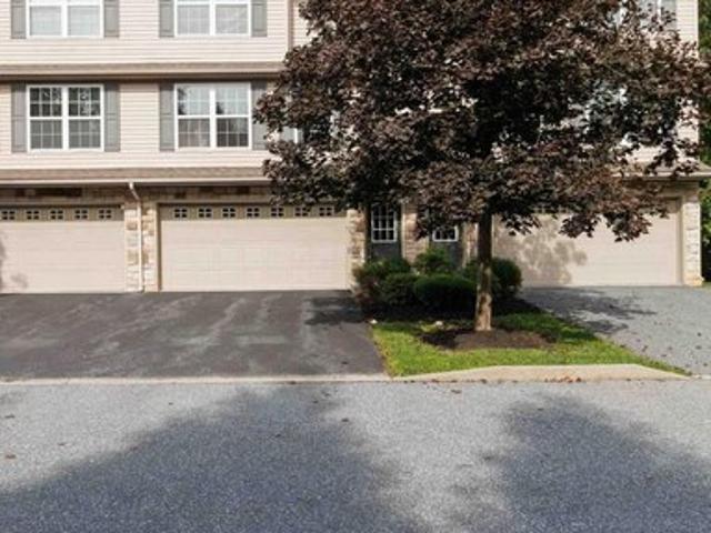 Condo for sale in Hummelstown, Pennsylvania