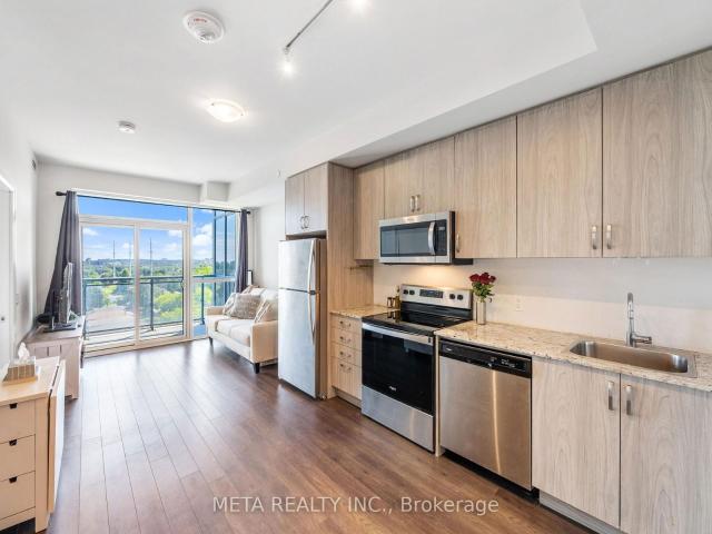 Condo for sale in Toronto, Golden Horseshoe