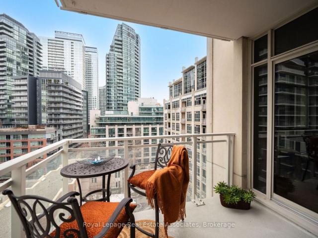 Condo for sale in Woburn, Ontario