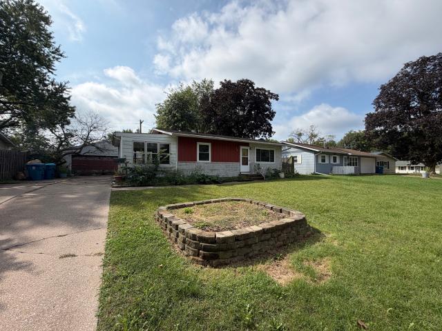 House for sale in Meadowlawn, East Moline