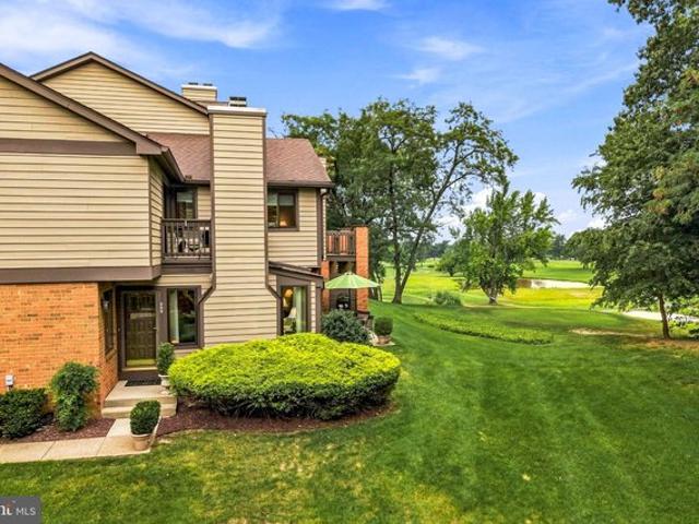Townhouse for sale in Mount Laurel, New Jersey