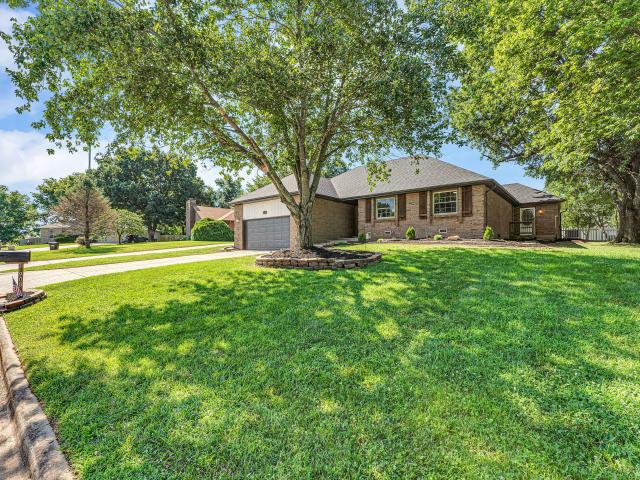 House for sale in Nixa, Missouri