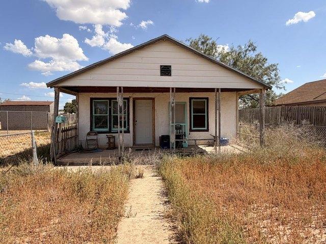 House for sale in Howard, Texas