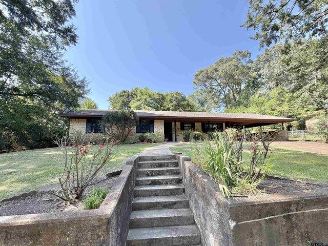 House for sale in Titus, Texas