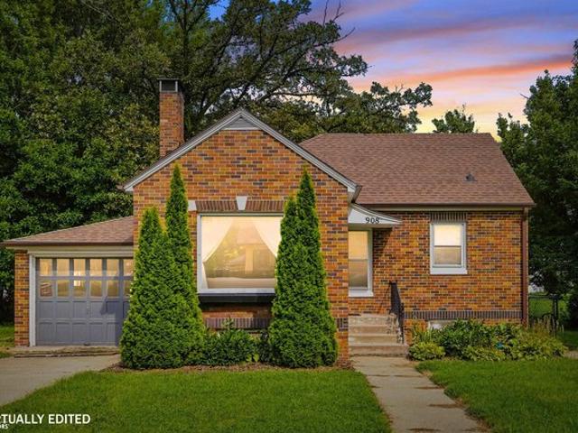 House for sale in Grinnell, Iowa