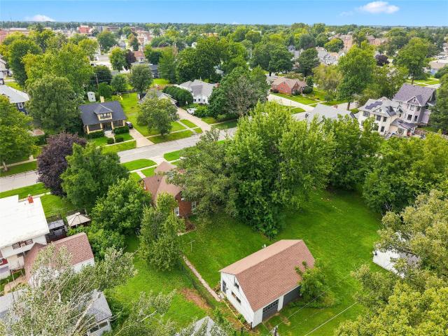 House for sale in Grinnell, Iowa