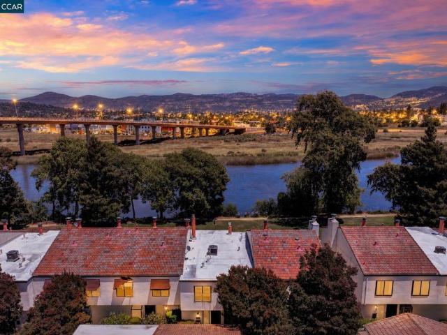 Condo for sale in Napa, California