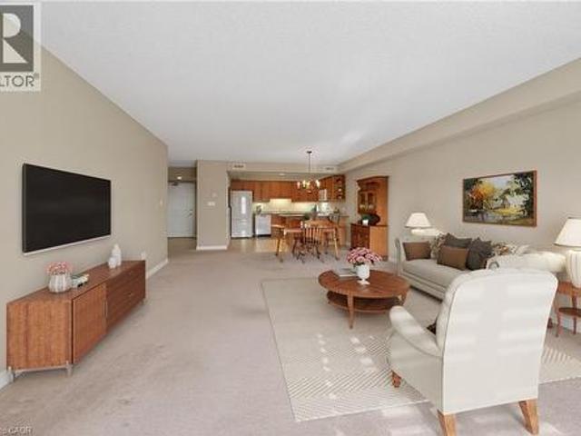 Condo for sale in Ancaster, Ontario