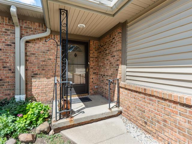 Condo for sale in Chelsea, Michigan