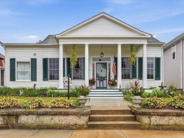 House for sale in Galena, Illinois