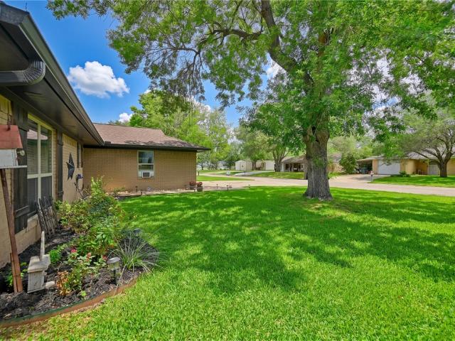 House for sale in Caldwell, Texas