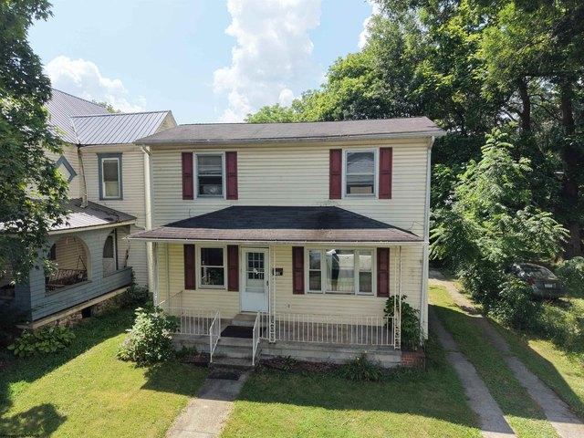 House for sale in Elkins, West Virginia