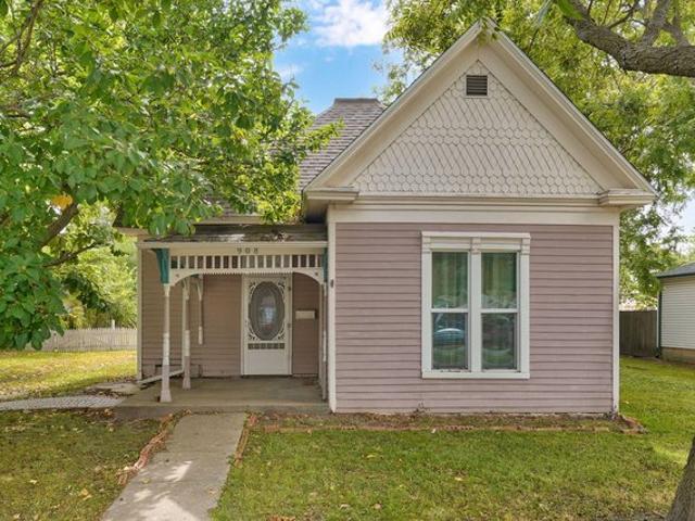 House for sale in Mount Vernon, Missouri