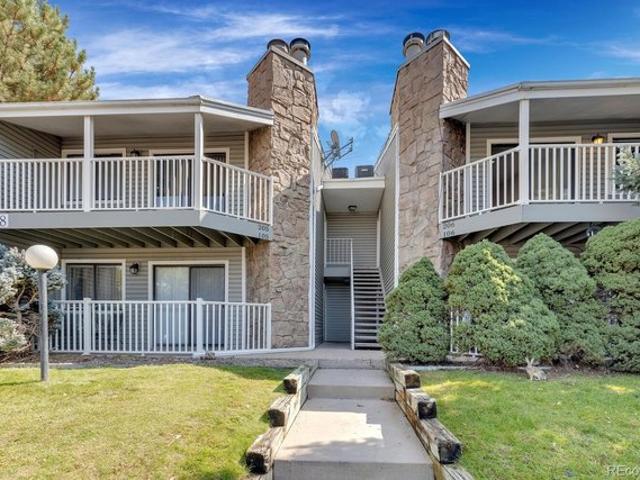 Condo for sale in Aurora, Colorado