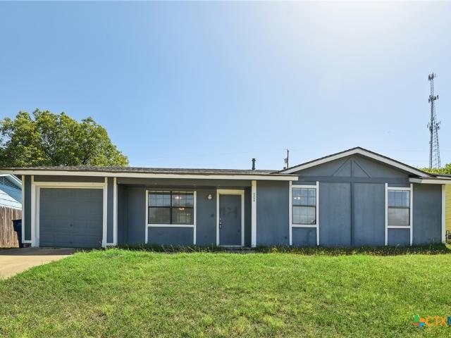 House for sale in Briggs, Texas