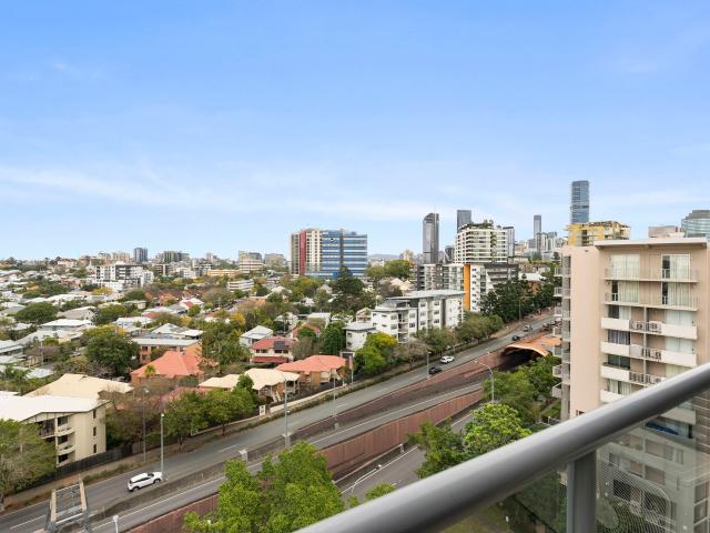 Apartment for rent in Toombul, Queensland