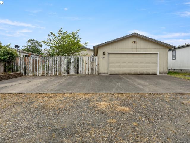 House for sale in Oregonia