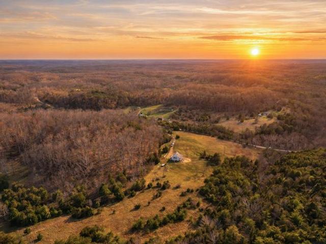 Farm for sale in Irvine, Kentucky