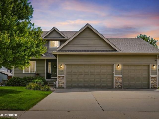 House for sale in Bondurant, Iowa