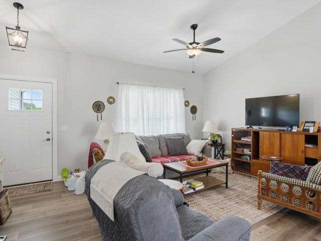 House for sale in Rapids City, Illinois