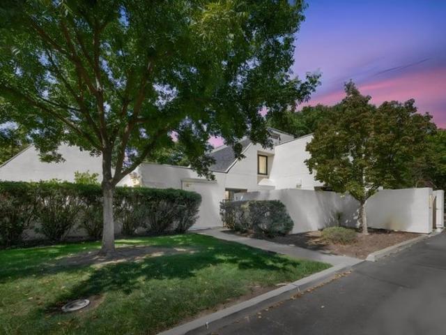 Condo for sale in Yolo, California