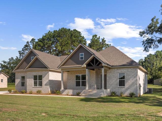House for sale in Cowarts, Houston County