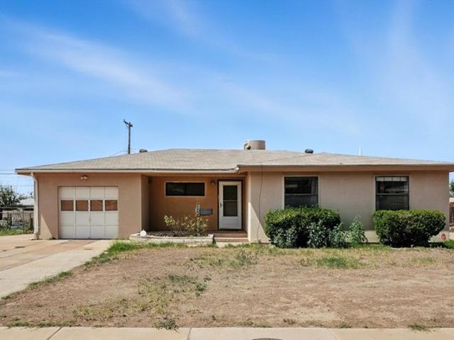 House for sale in Alamogordo, New Mexico