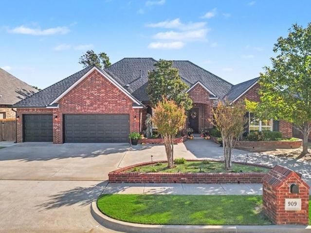 House for sale in Norman, Cleveland County