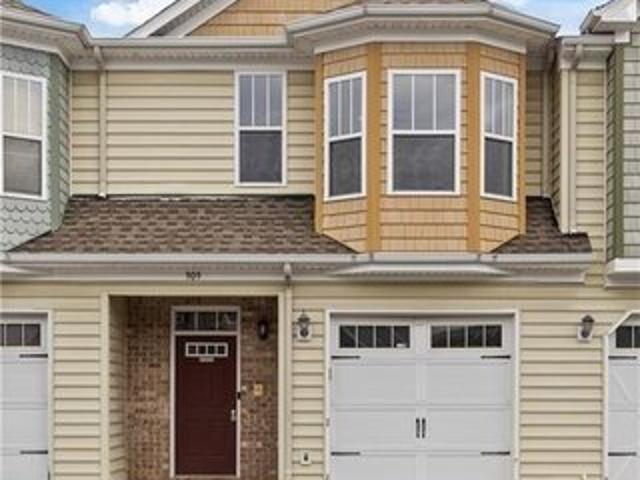 Condo for sale in Virginia