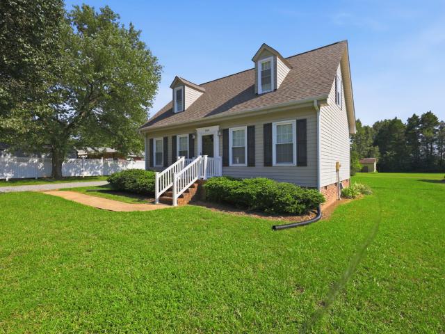 House for sale in Haw River, Alamance County