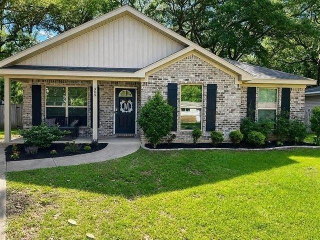 House for sale in Chunchula, Alabama
