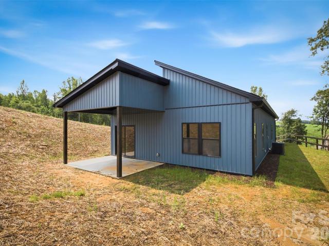 House for sale in Lenoir, North Carolina